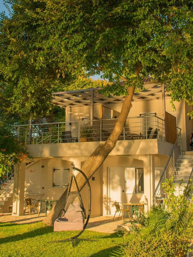 ليغيا Flisvos Seaside Apartments المظهر الخارجي الصورة