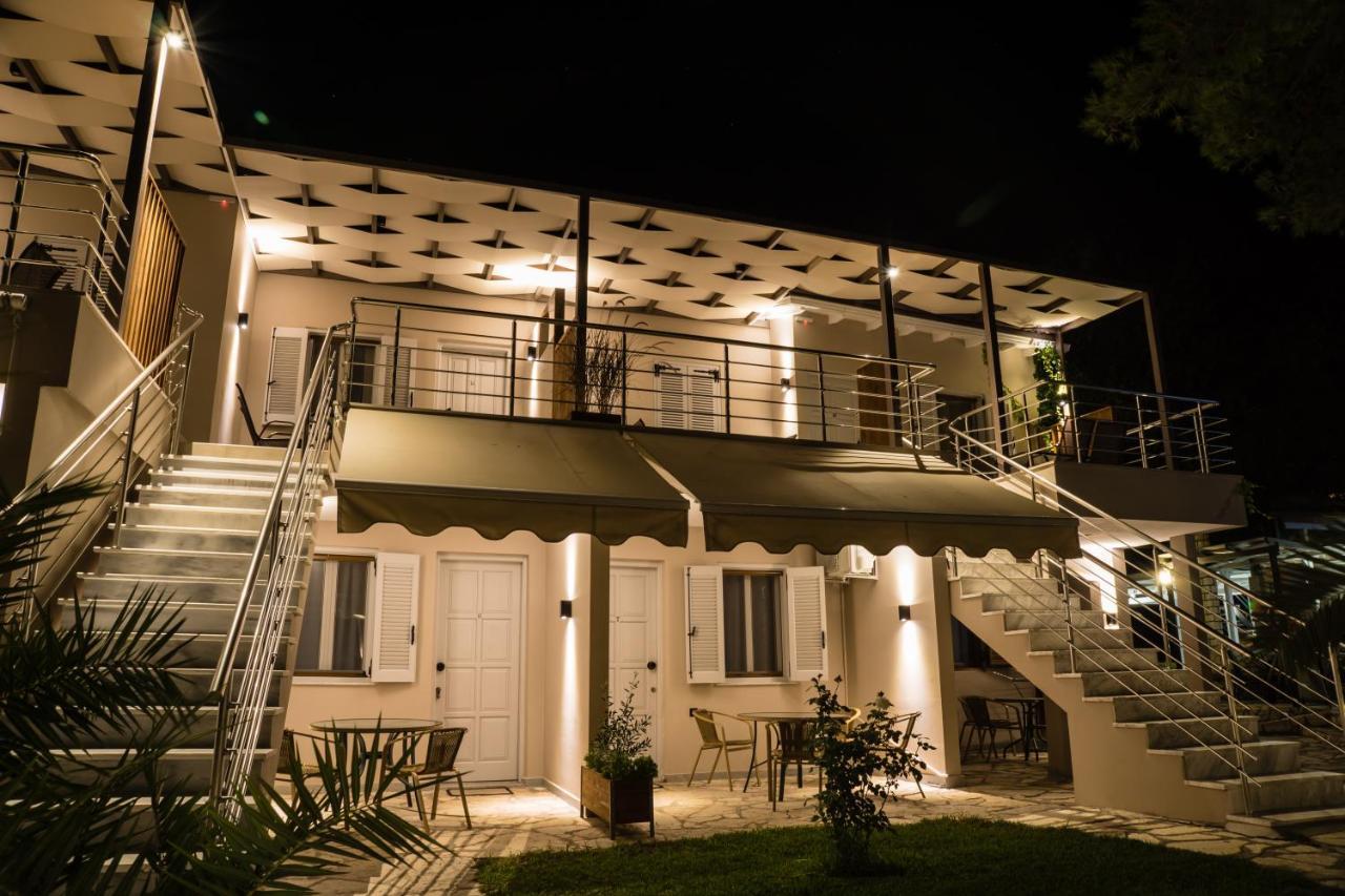 ليغيا Flisvos Seaside Apartments المظهر الخارجي الصورة