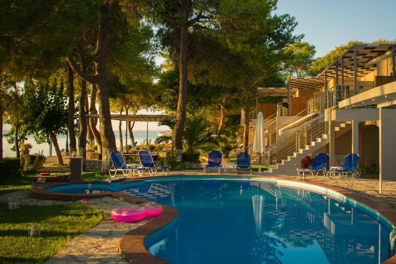 ليغيا Flisvos Seaside Apartments المظهر الخارجي الصورة