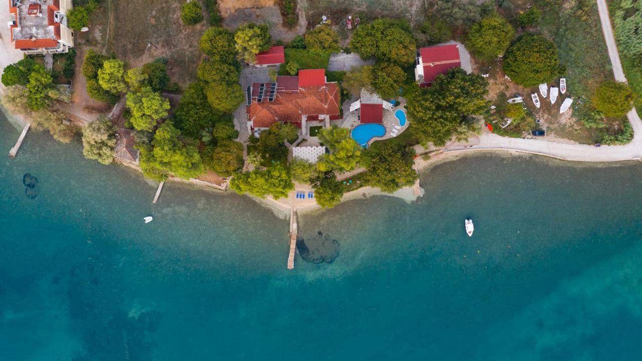 ليغيا Flisvos Seaside Apartments المظهر الخارجي الصورة