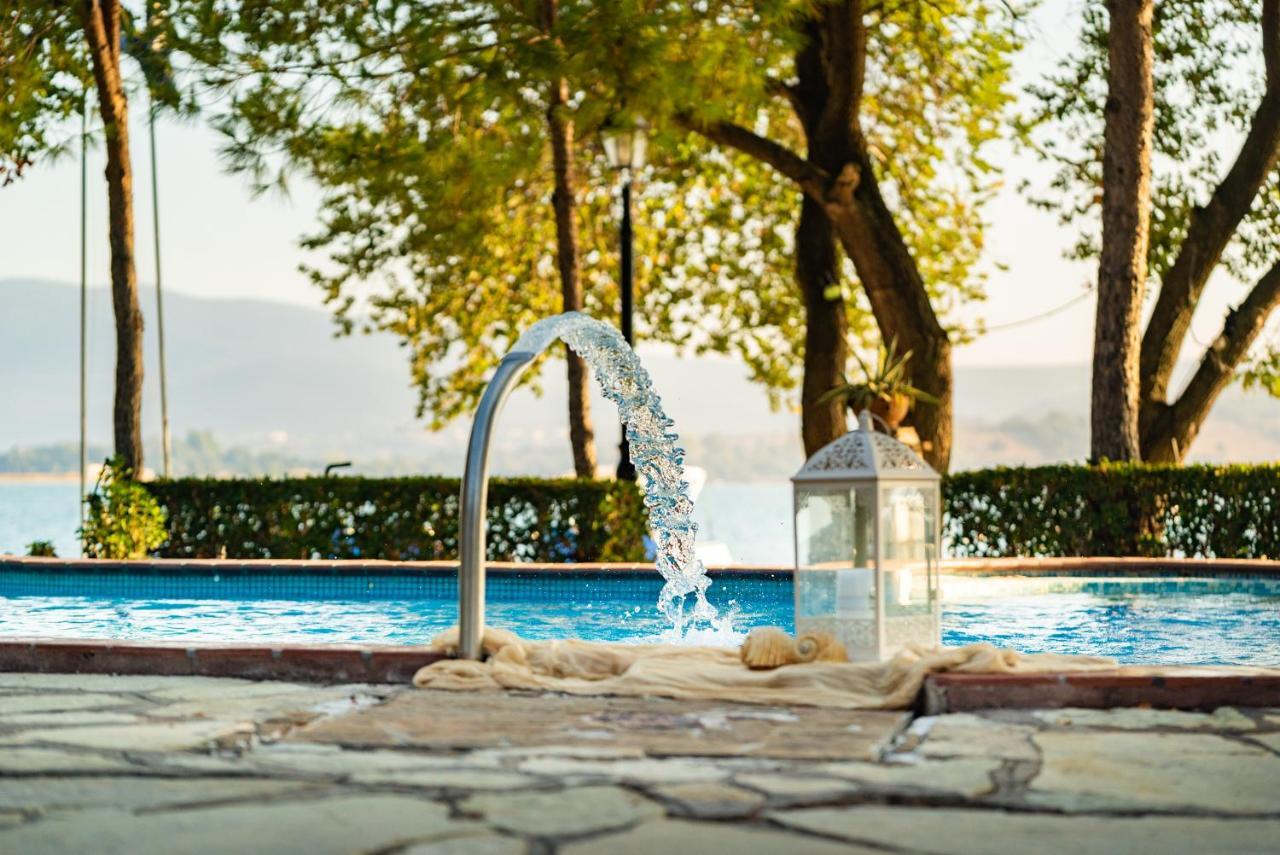 ليغيا Flisvos Seaside Apartments المظهر الخارجي الصورة
